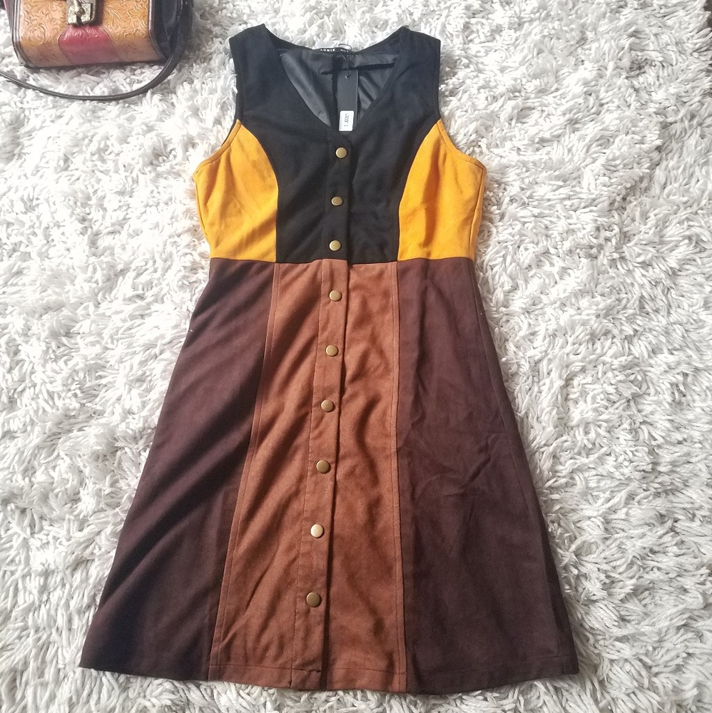 Color block, faux suede, 70's sytle mini/midi dress